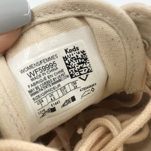 Keds Pale Pink Rise Velvet Platform Sneakers Like New Size 8 - Picture 10 of 11